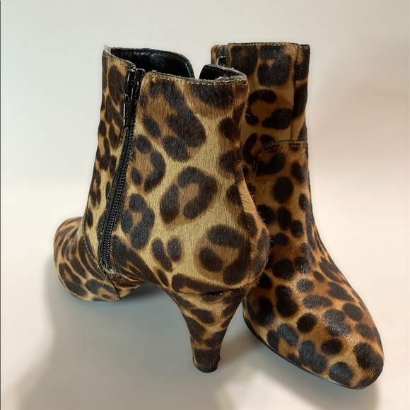 INC Animal Print Brown Pony Hair Brown Bootie Size 6 New Condition - Picture 2 of 6